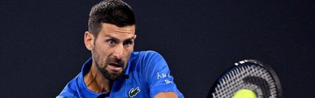 NOVAK ROBUJE NAVIKAMA, MONFIS BEZ ŠANSE: Đoković rutinski osvojio prvi set