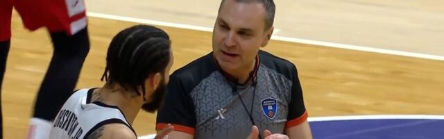 Vašington u sukobu sa sudijom! Odmah usledila tehnička, pa pravdanje kod Penjaroje