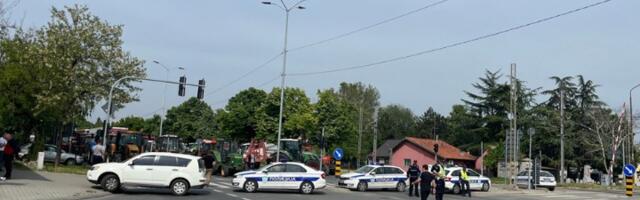 Poljoprivrednici koji protestuju traže hitan sastanak sa Vladom Srbije