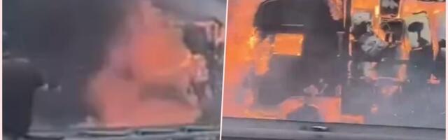 KAMION GORE NASRED AUTO-PUTA BEOGRAD NIŠ Vatra se širila na sve strane, stravični prizori (VIDEO)