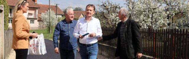 KAKAV RAJ U SRCU SRBIJE! Ministar Glišić obišao selo Đerać kod Lučana: Nastavićemo ulaganja u razvoj lokalnih zajednica! (FOTO)