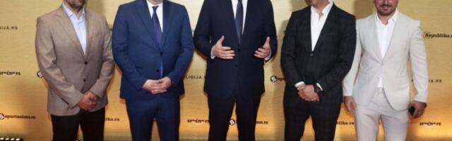 PREDSEDNIK VUČIĆ NA PROSLAVI DESET GODINA NAŠE KOMPANIJE! Pogledajte ko je još uveličao proslavu prve decenije "Medijske mreže"! (FOTO, VIDEO)