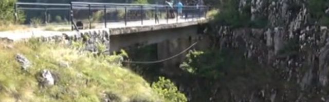 NE DAM IM NI METAR OVE NESTVARNE LEPOTE CRNOGORSKE! Meštani šavničkog kraja DIGLI SE U ODBRANU KANJONA KOMARNICE!