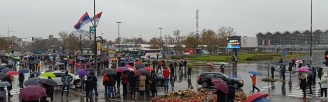 Novi Sad i Srbija stali su na 15 minuta (FOTO, VIDEO)