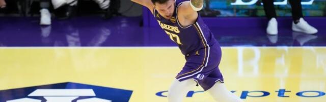 Dončić očitao lekciju Klipersima: Ubacio 43 poena (VIDEO)