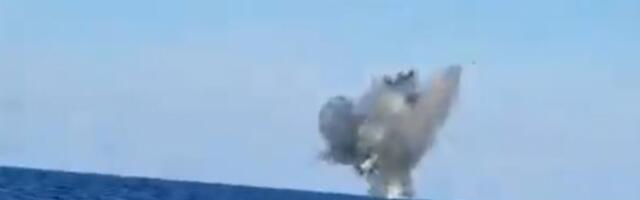 RUMUNI RAZNELI UKRAJINSKU ''MORSKU BEBU''! Obelodanjen brutalan snimak eksplozije (VIDEO)