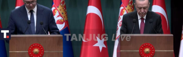 (UŽIVO) Vučić i Erdogan se obraćaju iz Predsedničke palate u Ankari (VIDEO)