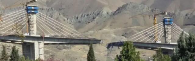 Most u Iranu prepolovljen, Tramp poručuje: ‘Tek smo počeli’