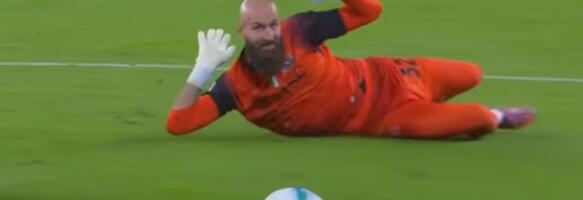 Bez golova u Komu: Milinković-Savić sačuvao Napoli-stativa spasila domaće