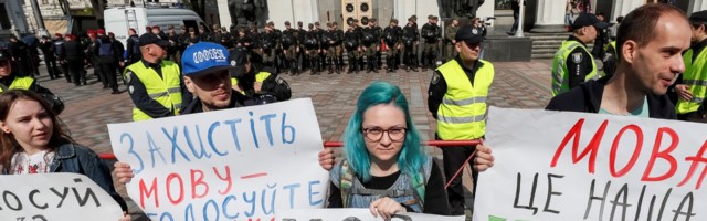 Ukrajina potpuno zabranjuje upotrebu ruskog jezika