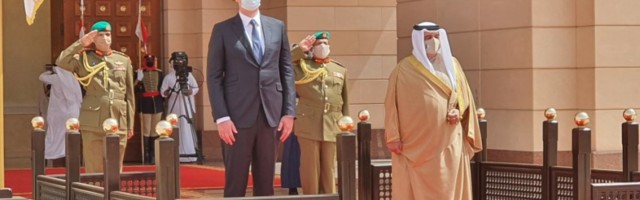 (VIDEO) ORILA SE SRPSKA HIMNA U KRALJEVINI BAHREIN: SVEČANI DOČEK ZA PREDSEDNIKA SRBIJE