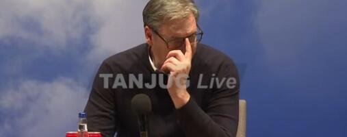 (UŽIVO) Vučić je stigao u Bor gde ga je dočekao veliki broj građana: Orilo se “Aco, Srbine” (VIDEO)