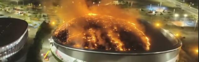 Pakao! Vatra progutala krov legendarnog stadiona /VIDEO/