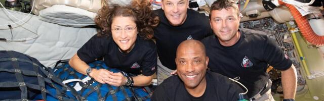 OVAKO JE IZGLEDAO POVRATAK ASTRONAUTA NA ZEMLJU NAKON LETA OKO MESECA: Pogledajte ove nestvarne prizore! (VIDEO)