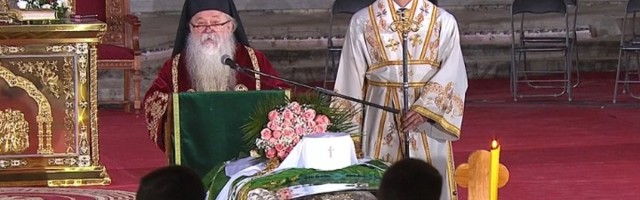 SPC: Mitropolit Hrizostom u bolnici zbog korone