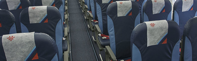 Sedišta u avionu su plava iz dva razloga, a jedan od njih se oslanja na ljudsku psihu