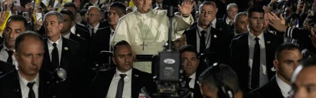 "PAPA JE ZA SVE LJUDE" Lava XIV u Libanu s velikim oduševljenjem dočekali i hrišćani i muslimani (FOTO/VIDEO)