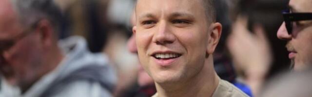 "RELJA POPOVIĆ JE BIO S ONOM LOPATOM?" Pukla bruka u Eliti, tvrde da je pevač pored Anite imao aferu s još jednom zadrugarkom: Skandal!