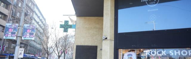 Otvoren prvi Hard rok kafe u Srbiji – izloženo 18 autentičnih eksponata svetske rok muzike