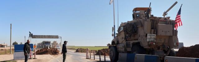 Američka vojska se povukla! Pogledajte odlazak poslednjeg konvoja! (VIDEO)