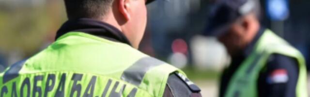 VOZAČA SEKUNDE DELILE OD NAJGOREG! Velika drama na naplatnoj rampi Vrčin - POLICAJCI MU SPASLI ŽIVOT!