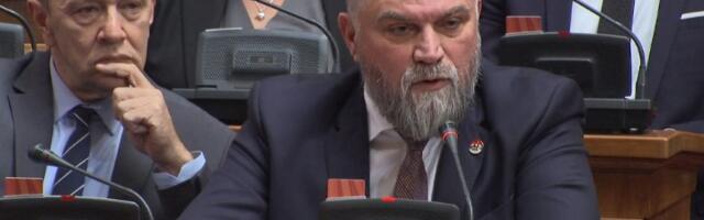 Monarhisti: Ako je državi važnija kupovina slika od jačanja vojske, onda...
