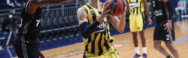Fener je opet onaj stari, tandem Veseli-Gudurić u glavnim ulogama!