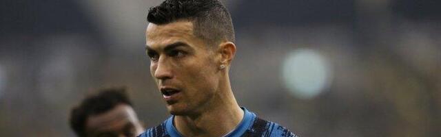 IMAO VIŠE SREĆE NEGO PAMETI! OVO JE SVIMA PROMAKLO! Pogledajte šta je Ronaldo uradio protivniku! (VIDEO)