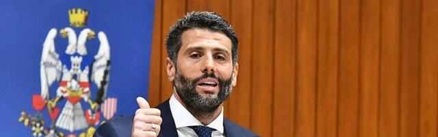 NUNS: Šapić nedostojan funkcije koju obavlja i mora da podnese ostavku