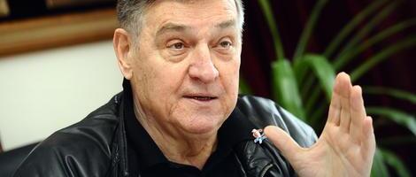 ''Tvoja prisutnost je jaka, iako se ne može opipati!'' POTRESNE REČI SINA Ane Bekute koje je posvetio Milutinu Mrkonjiću  (FOTO)