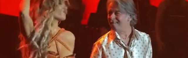 Senidah na binu izvela Magnifica: Čuveni pevač dugo bio odsutan sa javne scene, duo izveo njegov veliki hit