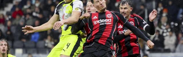 GOLEADA U FRANKFURTU I NA KRAJU - PODELA BODOVA: Šest golova u remiju Ajntrahta i Borusije Dortmund u Bundesligi