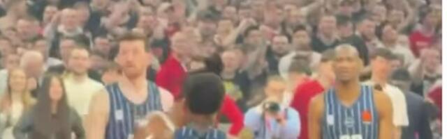 Od potencijalne frke i tuče, do prijateljskog zagrljaja: Pogledajte reakcije bivšeg i sadašnjeg igrača Zvezde