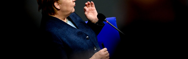 MERKEL: Lokdaun treba da traje do kraja februara