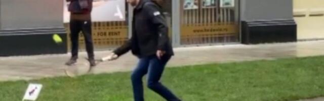 NOVAK OPIKAO TENIS NA NOVOM BEOGRADU! Đoković priredio feštu po kišnom danu u srpskoj prestonici! (VIDEO)