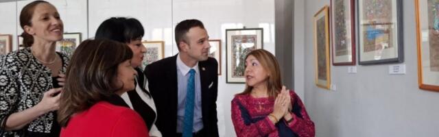 „AMATE IZ KSALITLE“: Deo umetničke zbirke Ambasade Meksika u Beogradu pred Leskovčanima