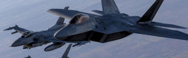 Сателитски снимци потврдили у Израелу 11 америчких Ф-22