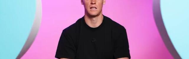 Janiče, šta to kriješ u telefonu? Novak Đoković... /VIDEO/