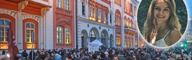 Otkrivamo ko je blokaderka s Filozofskog čije je "tajno ime" Tića: Tvrdila je da je lomila nogu bežeći od policije, međutim...