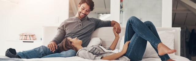 Kako da razgovarate sa partnerom o intimnosti bez neprijatnosti: 5 rečenica koje mogu da promene vaš odnos