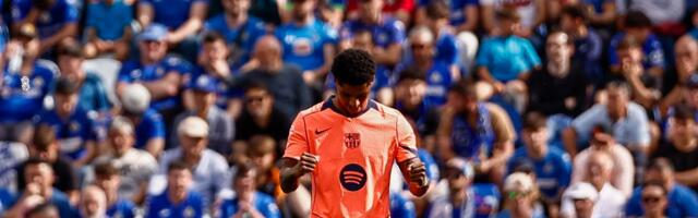 Aston Vila spremna da iskoristi oklevanje Barselone oko Rašforda