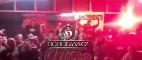 NAVIJAČI DVE REPREZENTACIJE SE SKUPILI PA POČELI ZAJEDNO U GLAS: Kosovo je Srbija! (VIDEO)