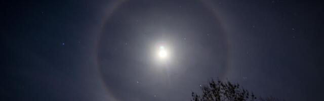 REDAK FENOMEN NA NEBU IZNAD SRBIJE Ukazao se jedan od najlepših astronomskih prizora! Tragovi će ostati vidljivi i do sat vremena iza ponoći