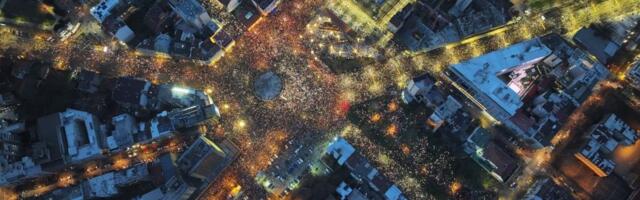 Razotkrivena velika prevara đilasovaca! Evo ko se krije iz Arhiva javnih skupova, oni objavljuju lažne cifre sa protesta!