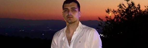 PONOVO POKUŠAJ KRAĐE! Pevaču drugi put obili automobil i probali da ga ukradu, a vozi JUGA: On van sebe, poručio samo jedno