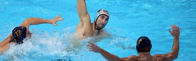 SVI NA VATERPOLO - PRAVA NA NAJEZDA NA ARENU: Ogromno interesovanje za meč Srbija - Italija