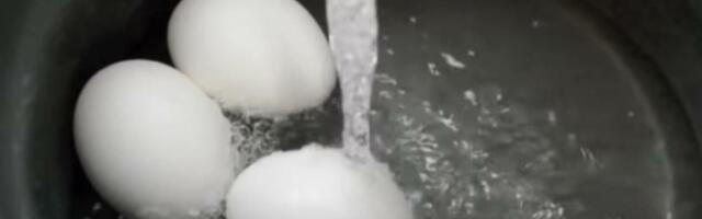Evo kako da izbelite jaja bez kuvanja: Biće kao sneg za 15 minuta, nikad lakša i brža metoda!