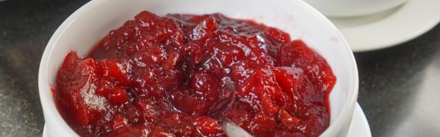 Slatko od jagoda, recept za poslasticu u tegli koji traje celu godinu
