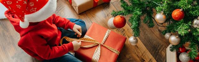 Kako sakriti novogodišnje poklone od dece? 8 proverenih mesta na koja neće ni pomisliti da gledaju
