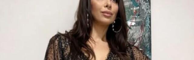 Grmi u 6. deceniji a ništa nije operisala: Nataša zapalila mreže objavom, pozira u miniću i providnoj bluzi